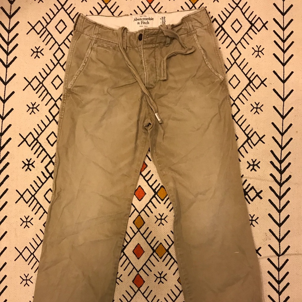 Abercrombie and Fitch Mens’s khaki pants